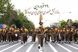 برگزاری رژه روز ارتش در مشهد به صورت خودرویی