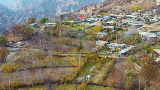 گله مندی مردم روستای چشمه دره از نبود زیر ساخت‌ها