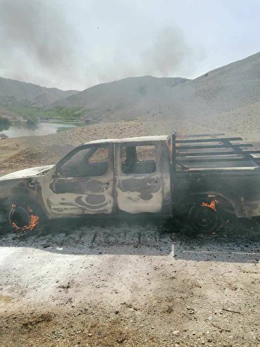 آتش زدن خودروی پیمانکار طرح انتقال آب موسوم به بن - بروجن