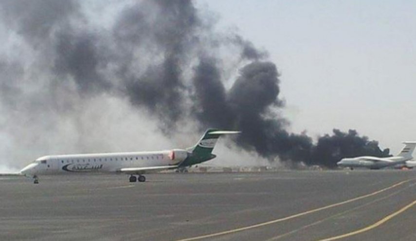 حملات هوایی جنگنده های سعودی به فرودگاه صنعا