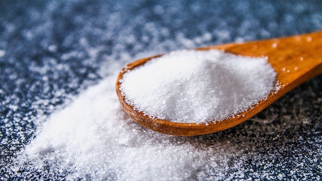 نشانه هاي مصرف بیش از حد نمک در بدن