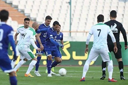 نیمه دوم بازی فوتبال آلومینیوم اراک و استقلال تهران