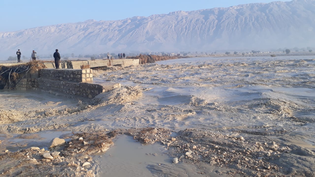 قطع ارتباط چندین روستای منطقه دارالمیزان در شهرستان مهر