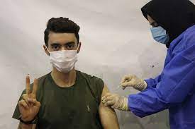 واکسیناسیون دُز دوم  در  ۷۰.۷۴ درصد از دانش آموزان زیر پوشش دانشگاه علوم پزشکی مشهد