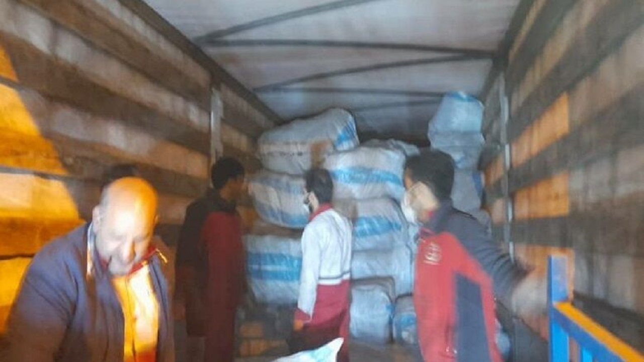 ارسال ۲۵۰۰ تخته پتو از قزوین برای سیل زدگان هرمزگان