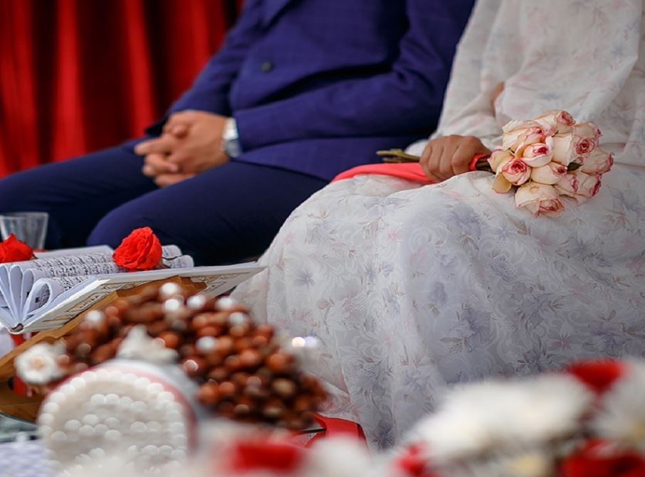 ۲۰۰ هزار جوان یزدی پشت خط ازدواج