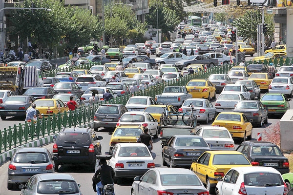 حجم ترددها در معابر اصلی و فرعی شهر تهران رو به افزایش است