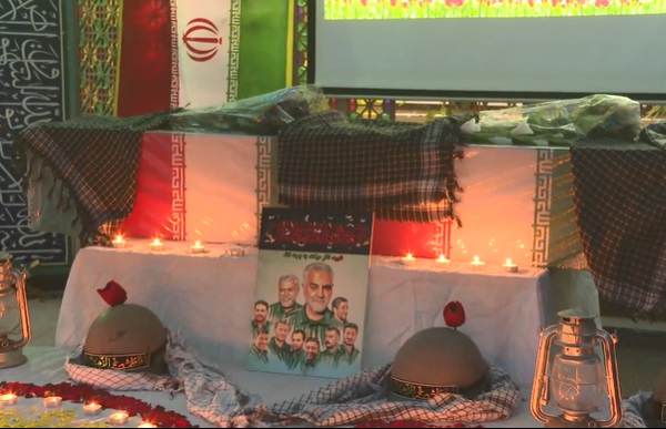 تشییع و تدفین پیکر دو شهید گمنام در محوطه وزارت کشور
