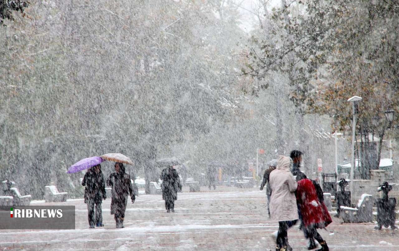 تعطیلی برخی مدارس کردستان به دلیل بارش برف