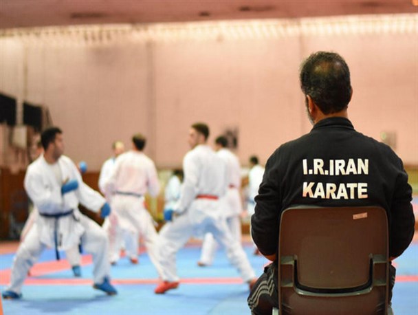 فدراسیون کاراته از مربیان برتر تجلیل می‌کند