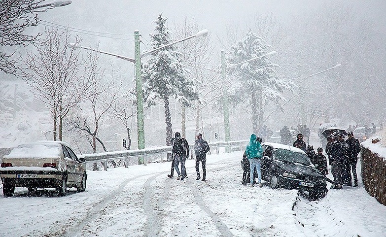 برف راه‌ ۵۵۰ روستای کردستان را مسدود کرد / از تردد غیرضروری پرهیز کنید