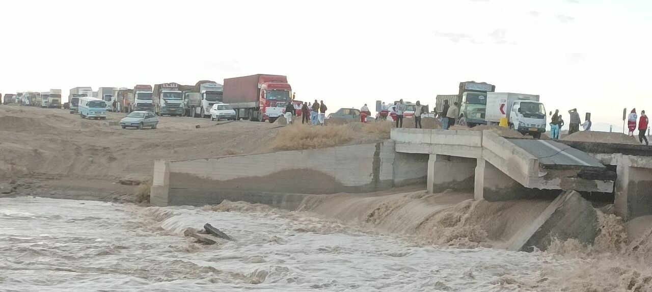 بحران در ریگان به علت سیلاب