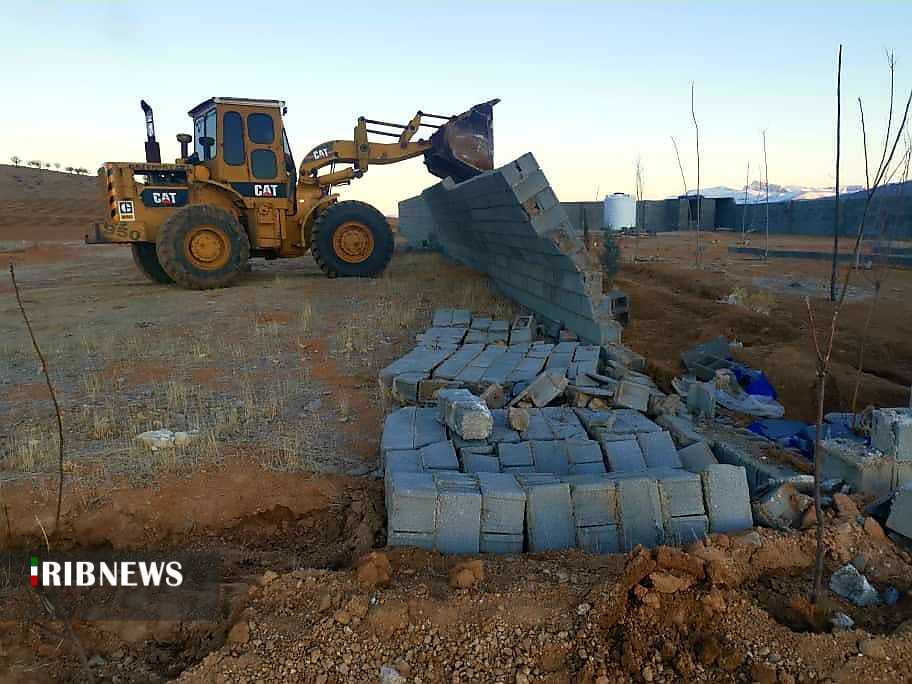 تخریب ساخت و ساز‌های غیرمجاز در سپیدان
