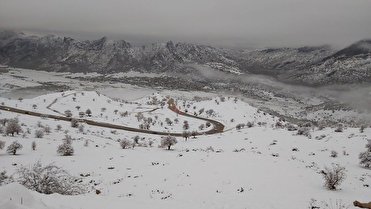 بارش نخستین برف زمستانی در آذربایجان غربی