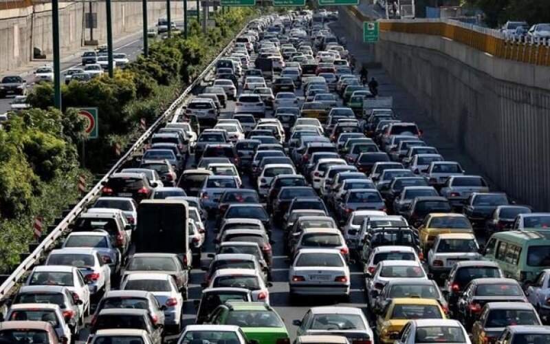 ترافیک صبحگاهی در معابر اصلی شهر تهران