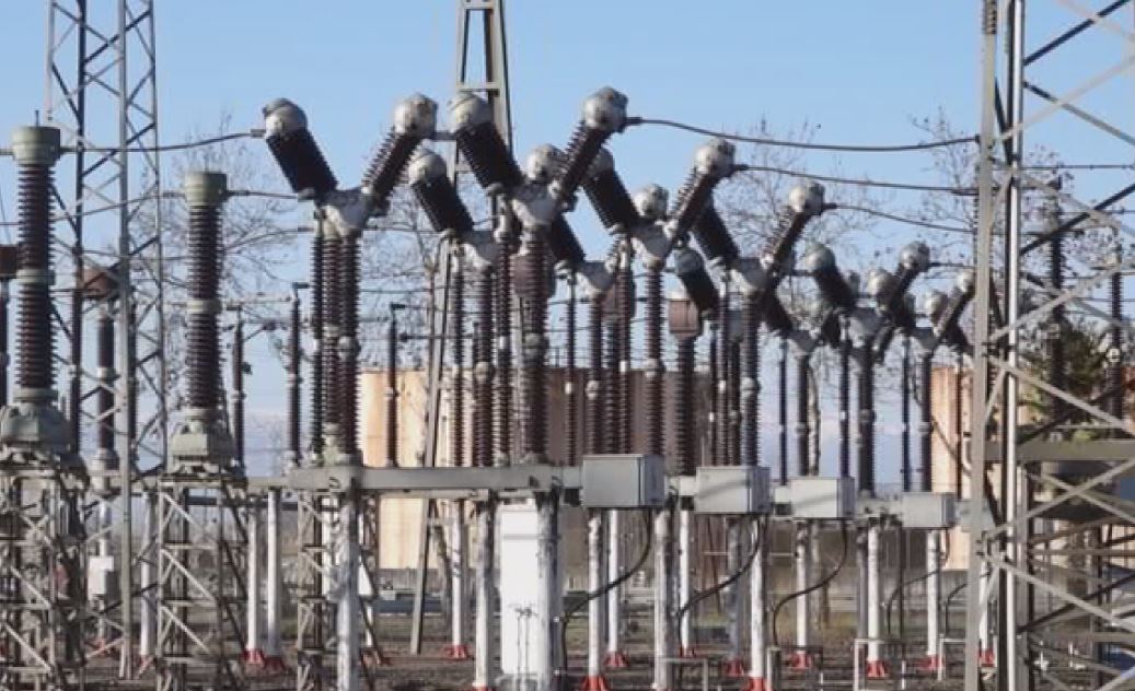 توسعه شبکه‌های برق رسانی در گیلان