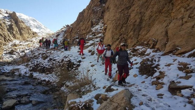 نجات ۶ کوهنورد گرفتار استان فارس در ارتفاعات لنده