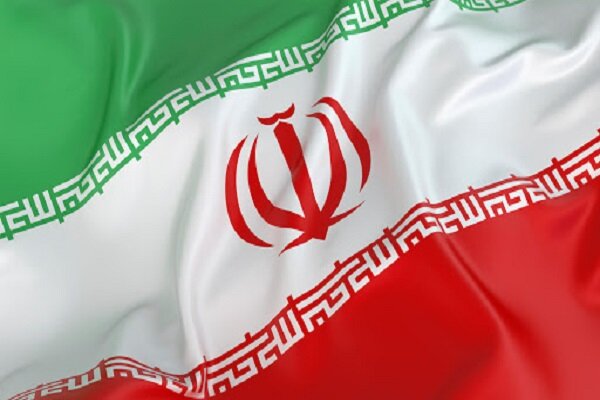 پویش سرود افتخار و اهدا پرچم انقلاب در اصفهان