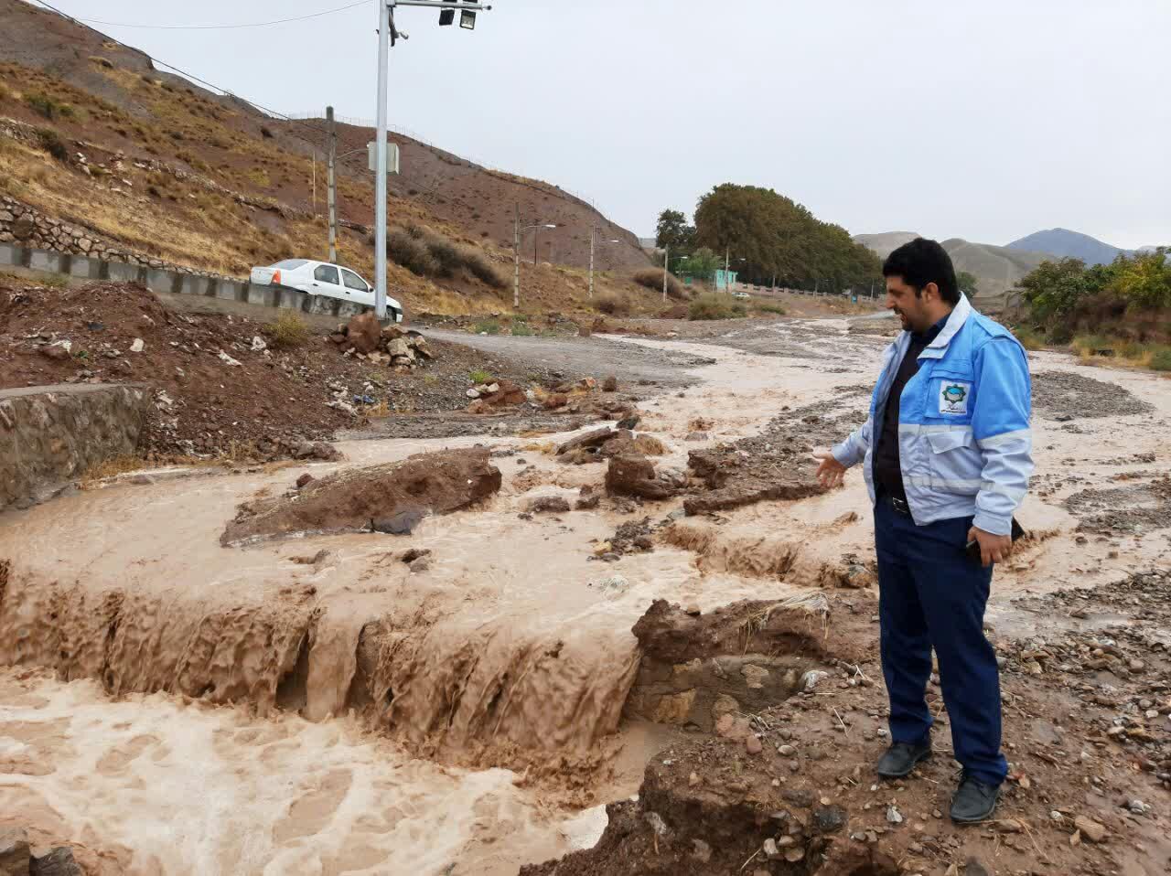 صدور مجوز برداشت مصالح از رودخانه‌ها برای پیمانکاران