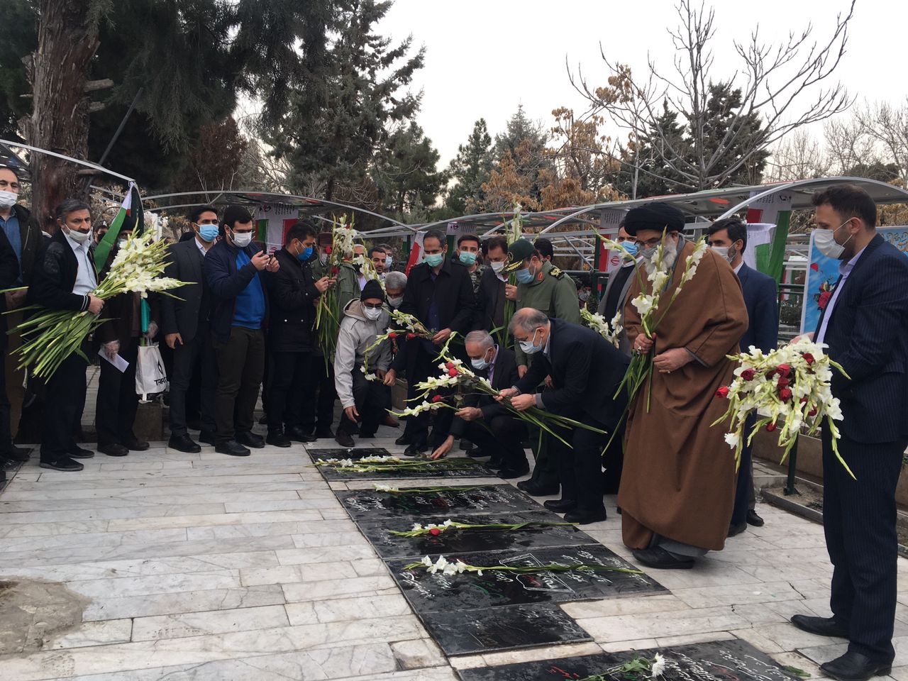 ۱۵۷ گلزار شهدا در سراسر البرز گلباران شد