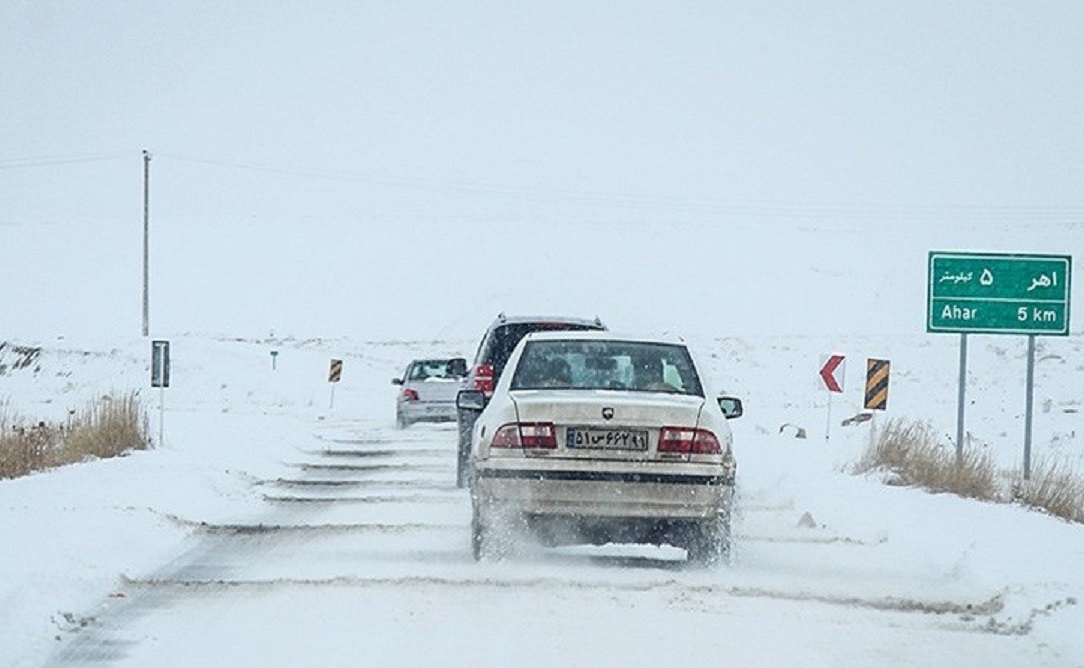 برف و کولاک در راه آذربایجان شرقی