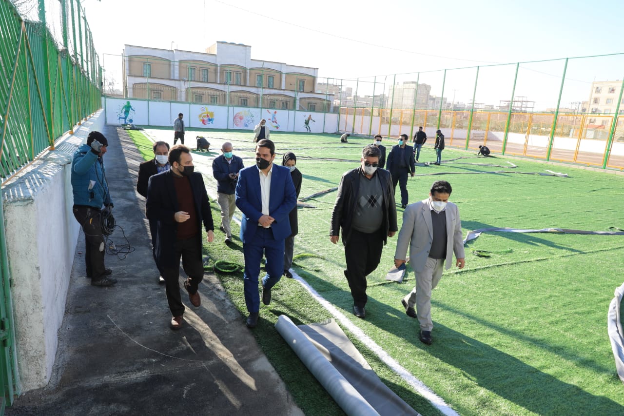 بهره برداری از ۳ زمین ورزشی روباز در حاشیه شهر مشهد