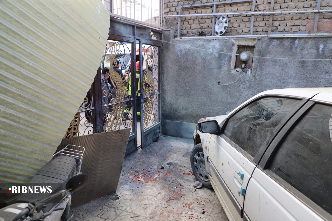 انفجار مواد محترقه دست ساز در منزل مسکونی با دو مصدوم در اراک 