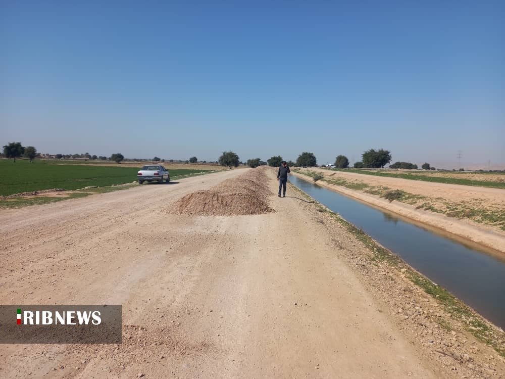 اجرای طرح بهسازی راه روستایی در گتوند