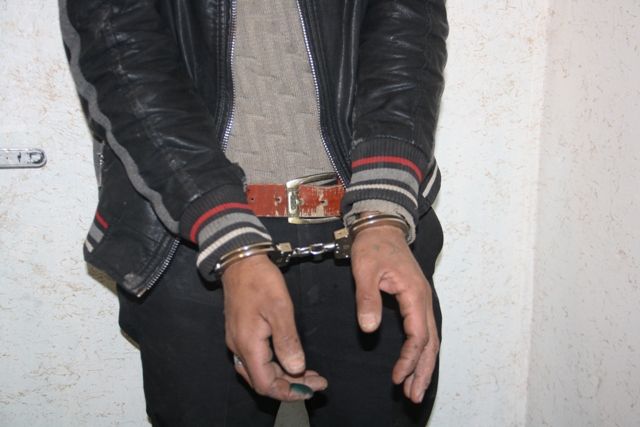 دستبند پلیس ساوه بردستان سارق اماکن خصوصی