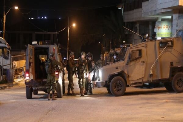 زخمی شدن ده‌ها فلسطینی در درگیری با صهیونیست‌ها در کرانه باختری