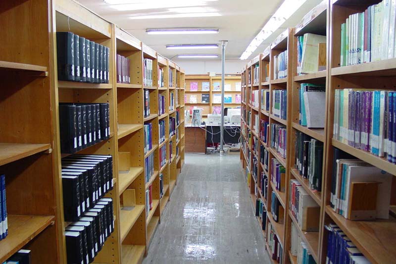 عضویت رایگان زنان در کتابخانه‌های عمومی استان قزوین