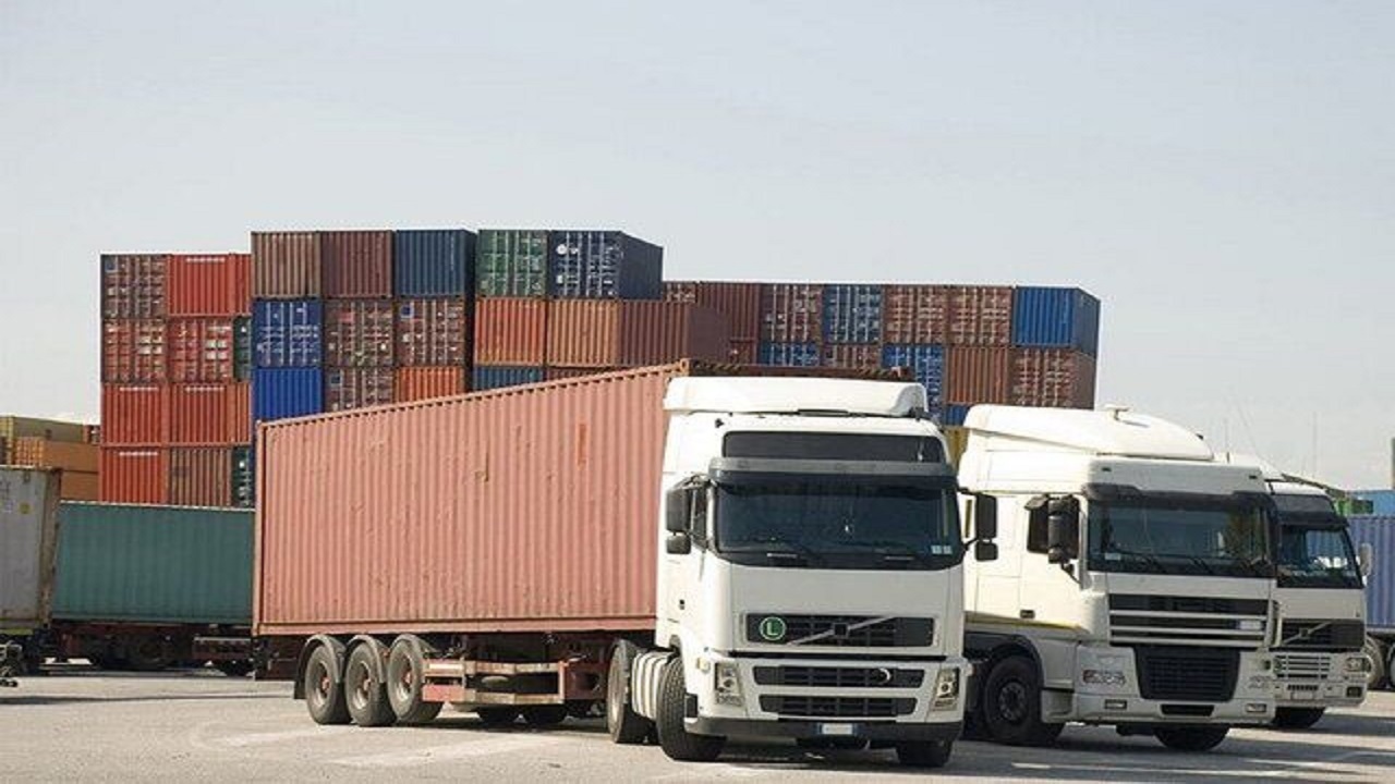 افزایش ۴۶ درصدی واردات کالا به خراسان رضوی