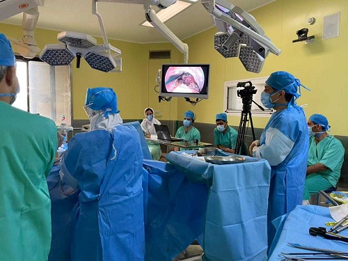 انجام دو عمل جراحی روده بزرگ، به روش لاپارسکوپی در دانشگاه علوم پزشکی مشهد