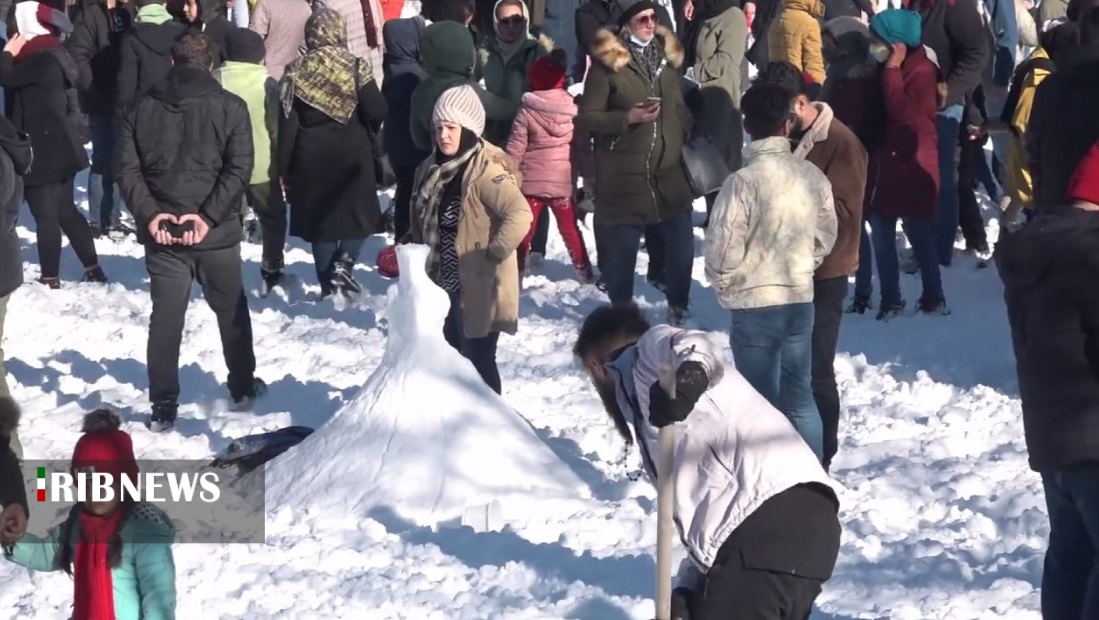 برگزاری جشنواره آدم برفی در بیجار