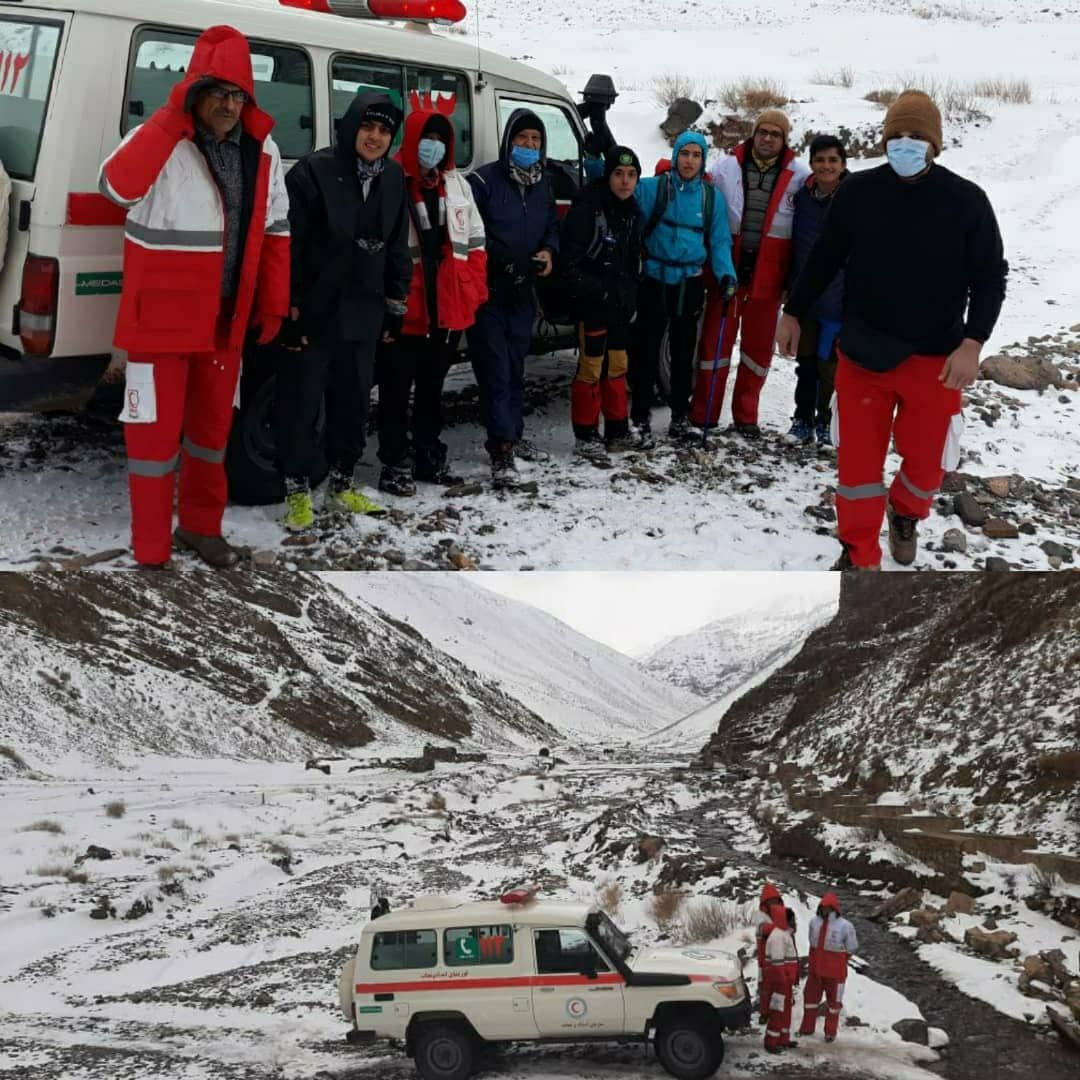 نجات گردشگران مصدوم در ارتفاعات شاهرود