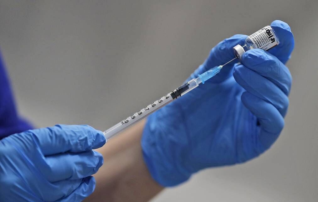 دریافت دُز سوم واکسن کرونا در سبزوار بالاتر از میانگین کشوری