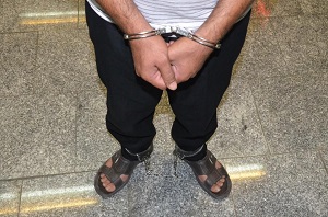 دستبند پلیس ساوه بردستان توزیع کننده مواد مخدر صنعتی