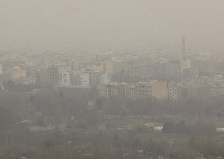 اوج آلودگی هوا که مدارس را تعطیل کرد