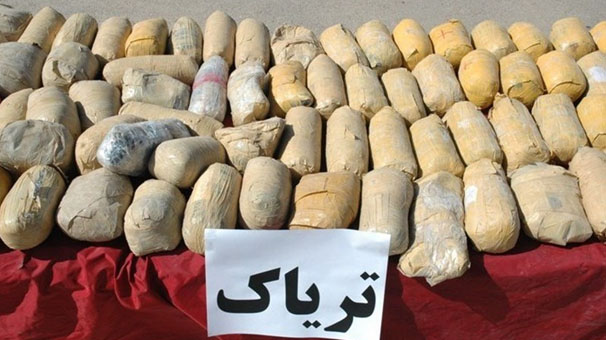 دستگیری ۵ سوداگر مرگ و کشف یک تن و ۱۰ کیلو مواد افیونی درسیستان و بلوچستان