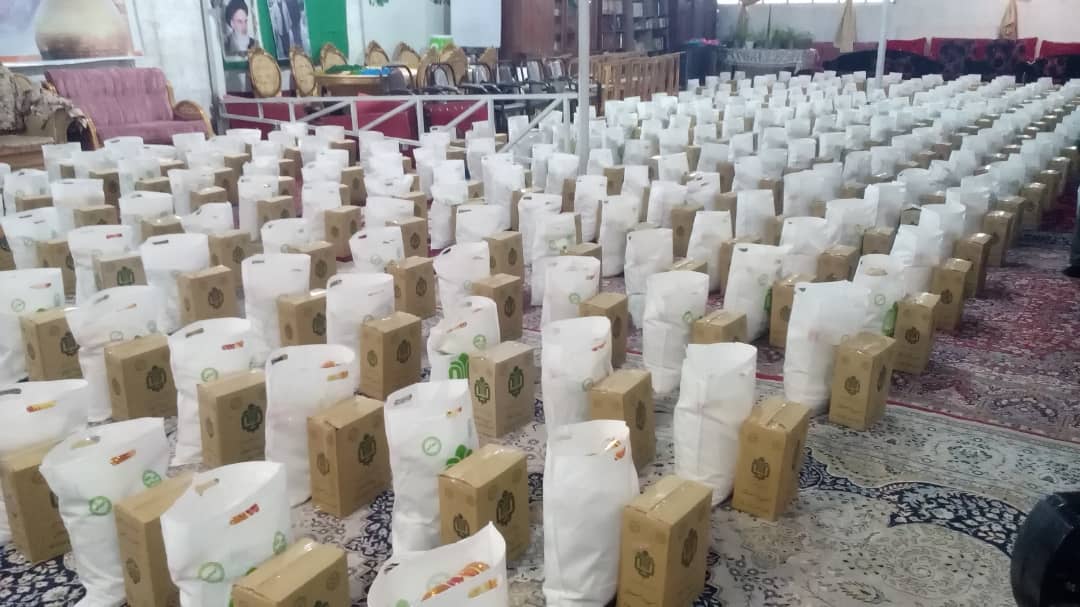 تهیه و توزیع ۳۱۳ بسته کمک معیشتی در مهرشهر