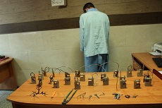 دستبند پلیس اراک بردستان سارق قفل‌های کتابی ترانس برق