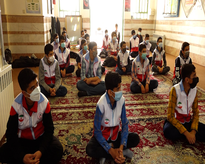 اجرای طرح ملی دادرس در مدارس مهریز