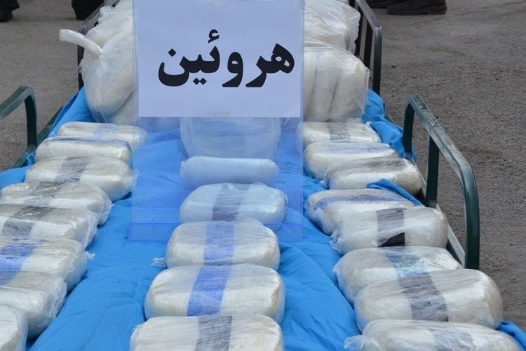 قاچاقچی البرزی با چهار کیلو هروئین دستگیر شد