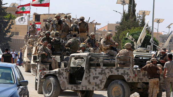 ارتش لبنان دو نفر را با دهها بمب بازدداشت کرد