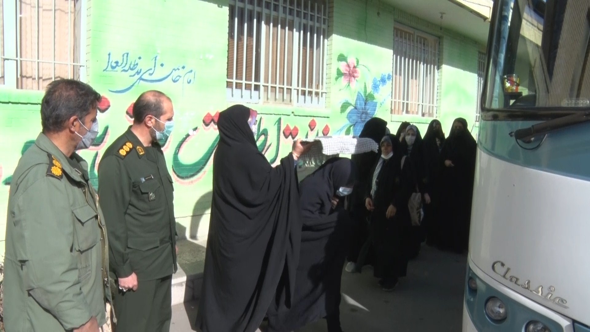 اعزام ۶۰۰ نفر از شهرستان شاهین شهر و میمه به مناطق عملیاتی جنوب کشور