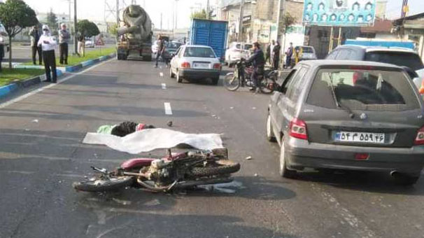 مرگ موتورسوار در جاده رشت به خمام