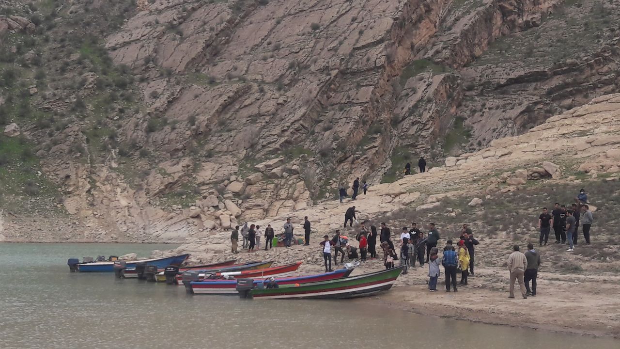 خدمات دهی مراکز گردشگری ساحلی استان ایلام در ایام نوروز