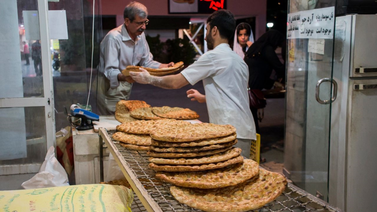 برخورد جدی با نانوایی‌های متخلف در باغملک