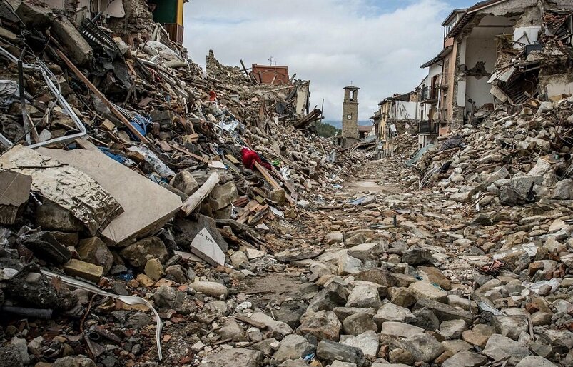 رمزگشایی از معمای ۱۰۰ ساله زلزله‌های عمیق