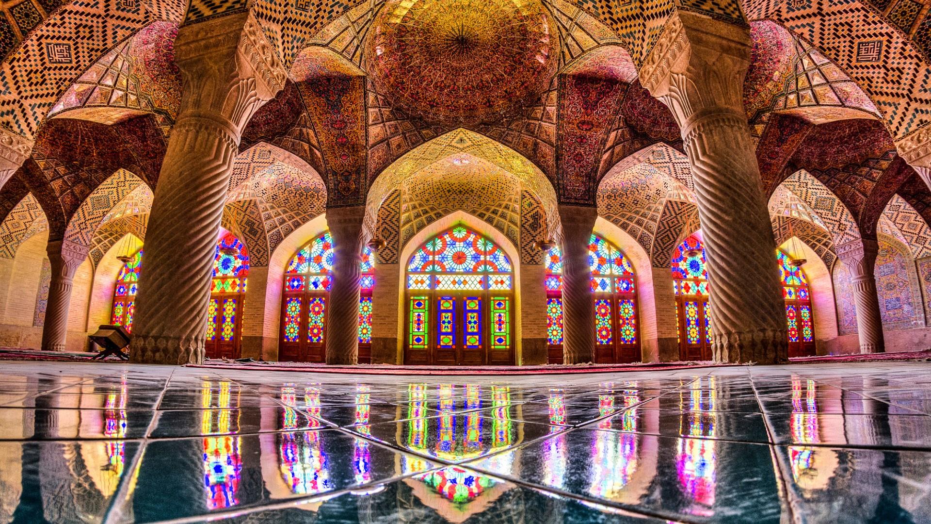 آغاز برنامه های نکوداشت روز شیراز در مسجد نصیرالملک